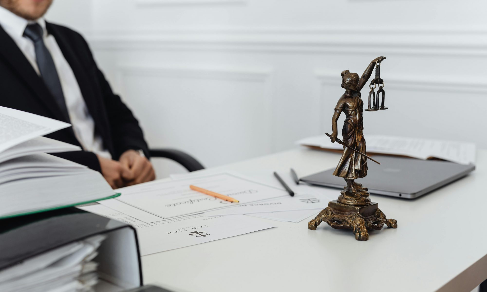 Pourquoi le droit des affaires est-il si important à Marseille ?