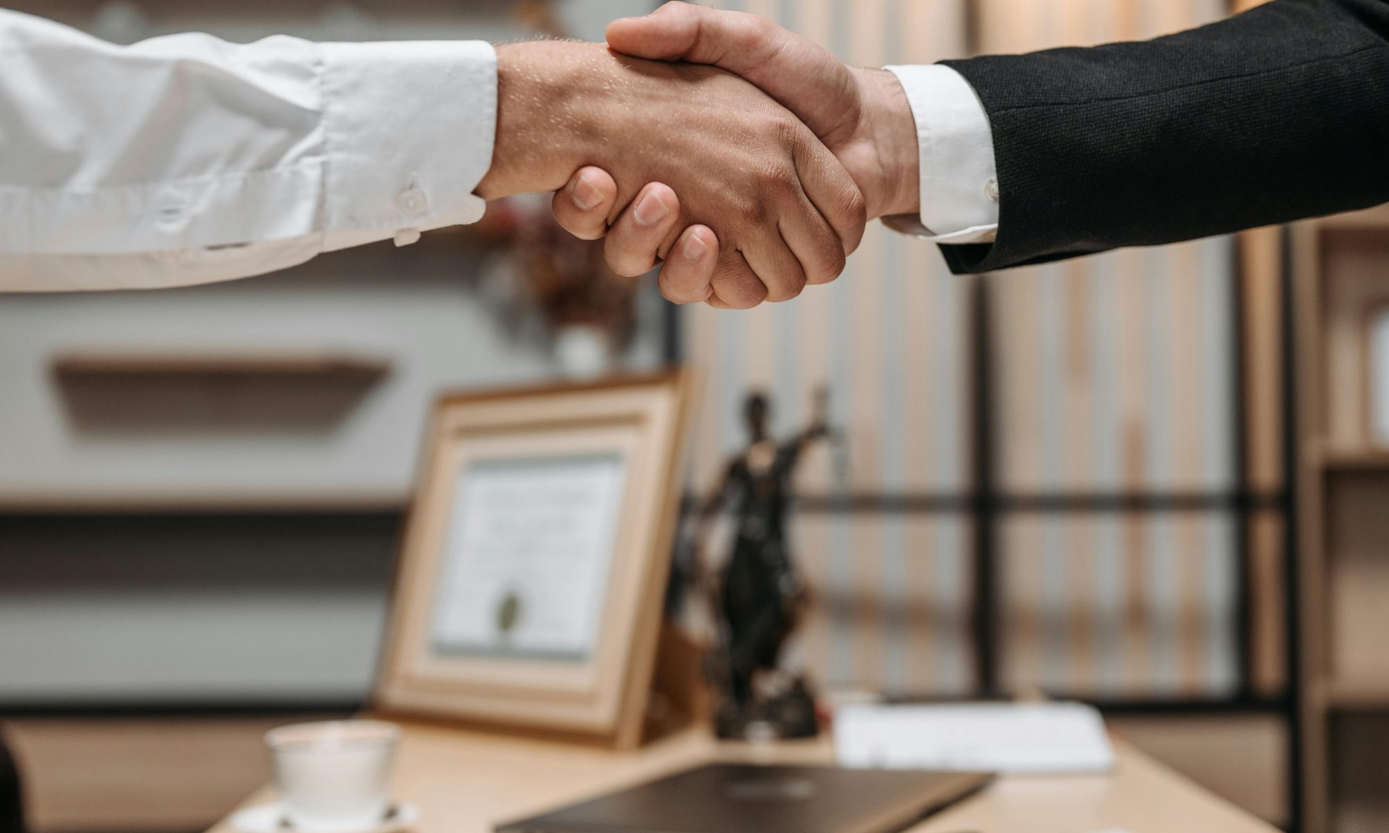 Les 3 Meilleurs Avocats de Villefranche-sur-Saône en 2025