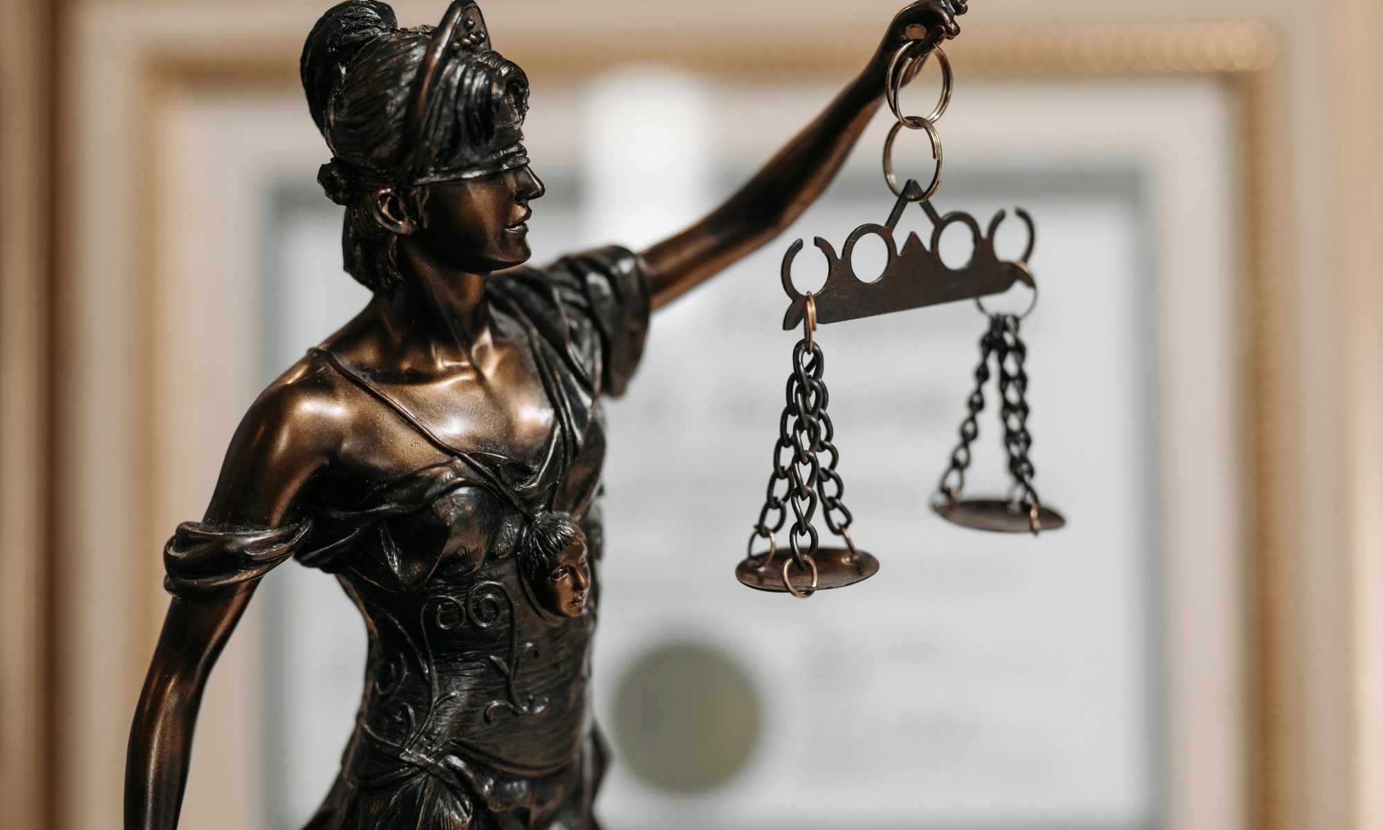 Pourquoi faire confiance à un avocat en droit des affaires à Lille ?