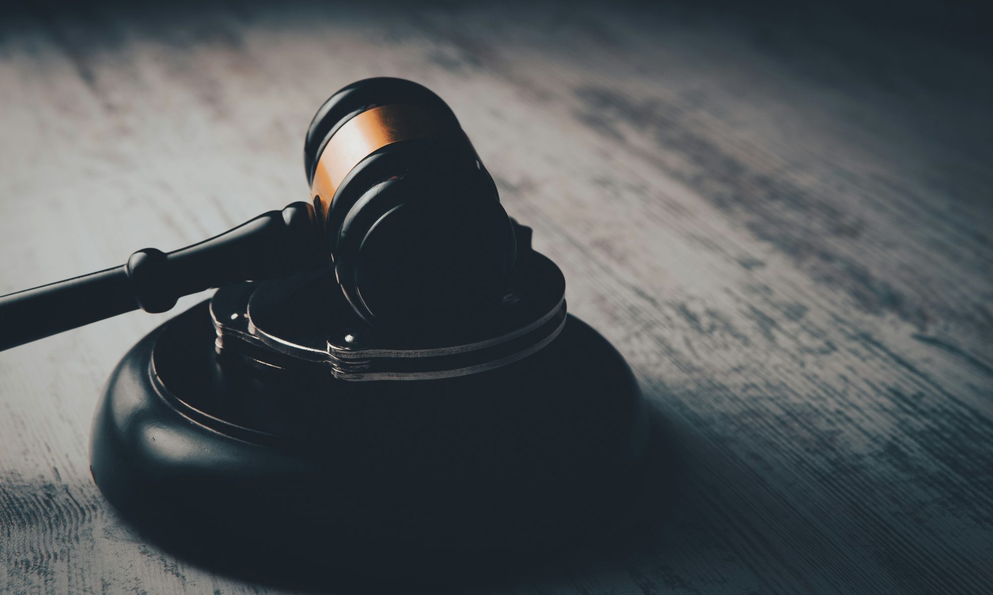 Pourquoi le droit des affaires est essentiel dans la cession