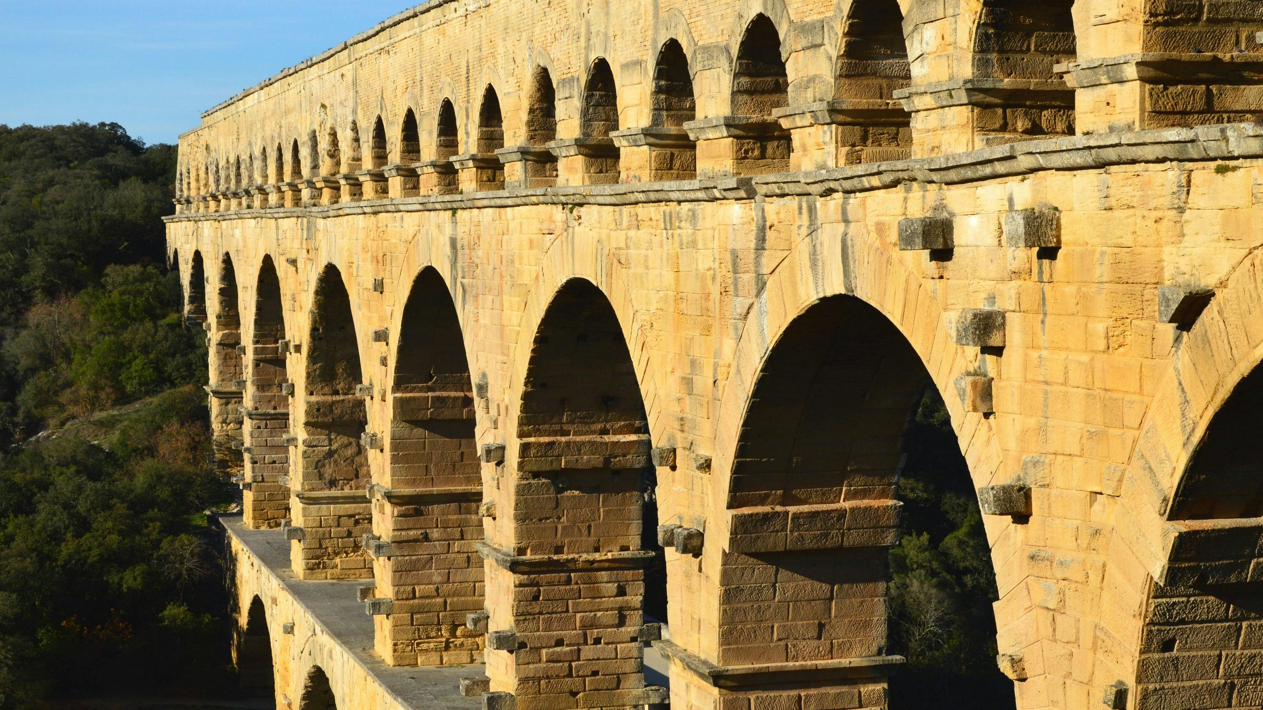 Meilleurs avocats en optimisation fiscale à Nîmes