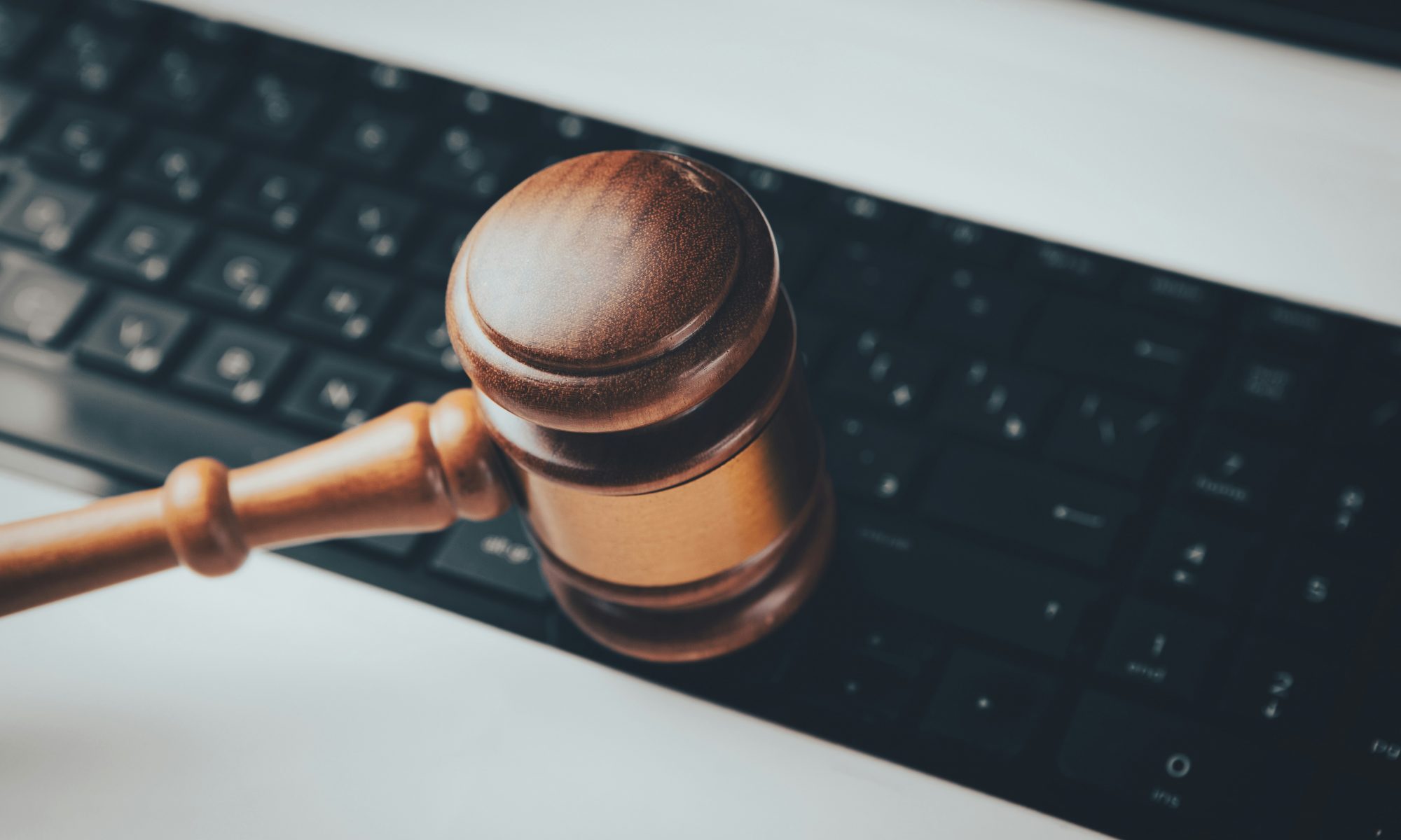 Comment éviter les litiges familiaux lors de la transmission de son patrimoine ?