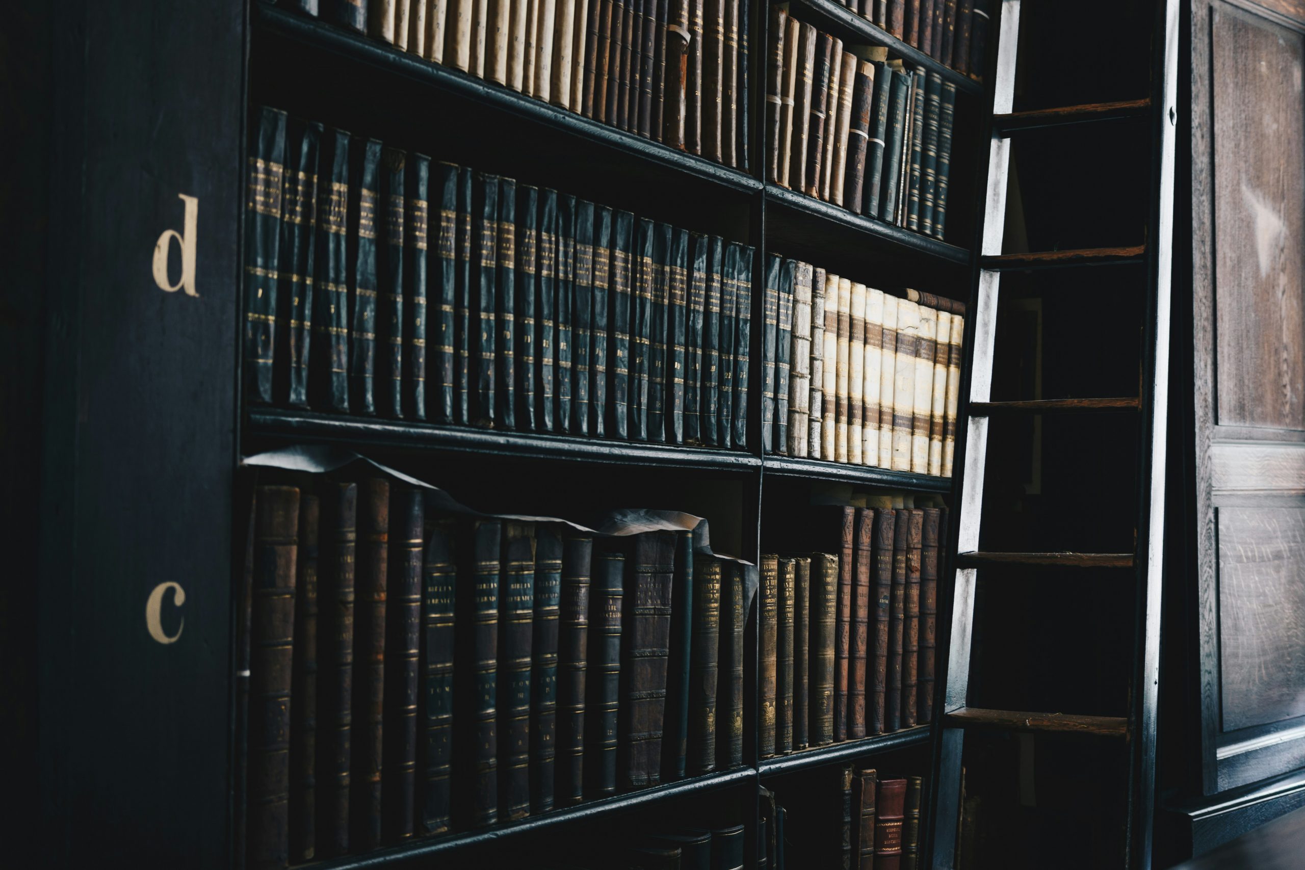 Quelle somme peut-on offrir en cadeau sans risque fiscal ? - Coursange Avocats