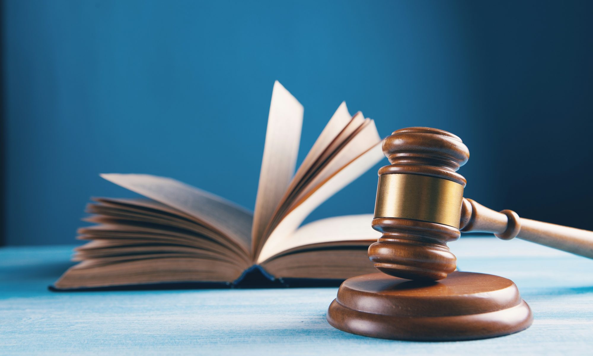 Abus de faiblesse : vigilance accrue face aux personnes vulnérables - Coursange Avocats